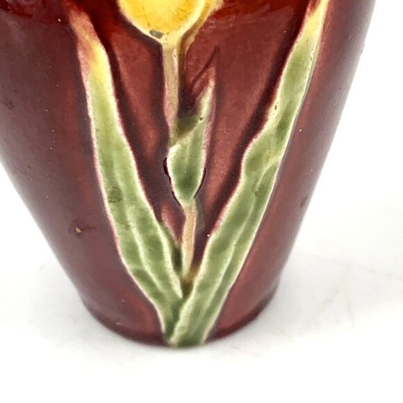 Majolica Pottery Vase Small Burgundy Flower Tulip Daffodil Motif 4" Vtg - Picture 3 of 8